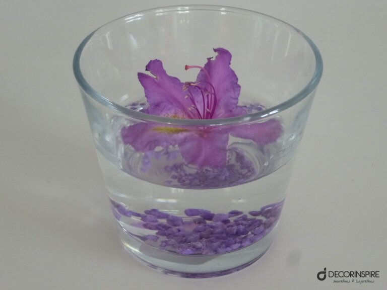 Kwiaty w szkle kwiaty w szkle fioletowy stroik dekoracja
