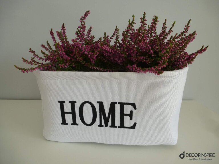 Kwiaty wrzos zwyczajny