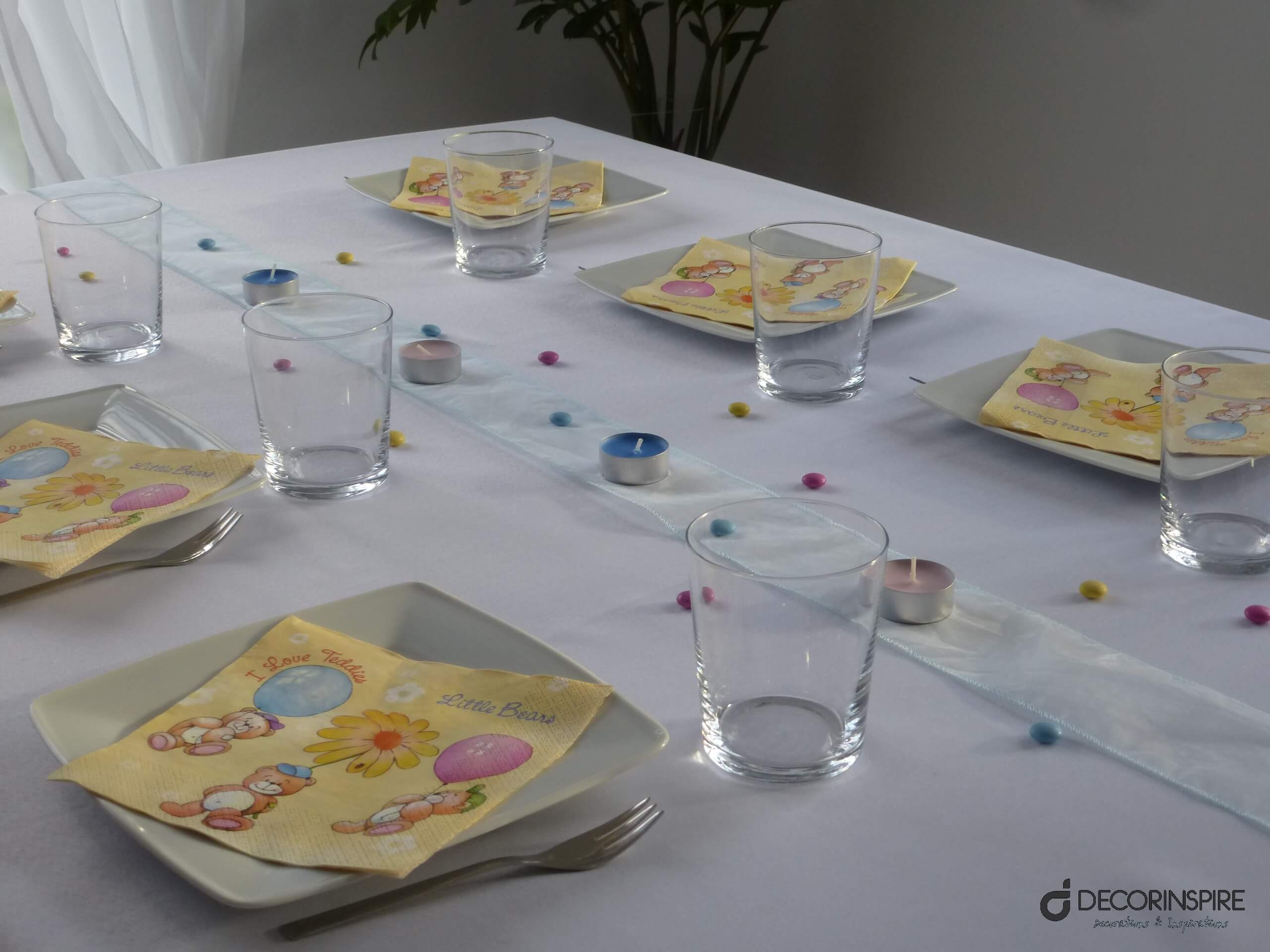dekoracja stołu na urodziny