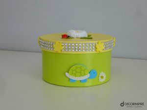 Dekoracyjne pudełka – kolory wiosny